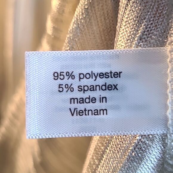 Lane Bryant White & Silver Metallic Top, Peplum Waist, Longsleeves, Size 22/24 - Picture 8 of 8